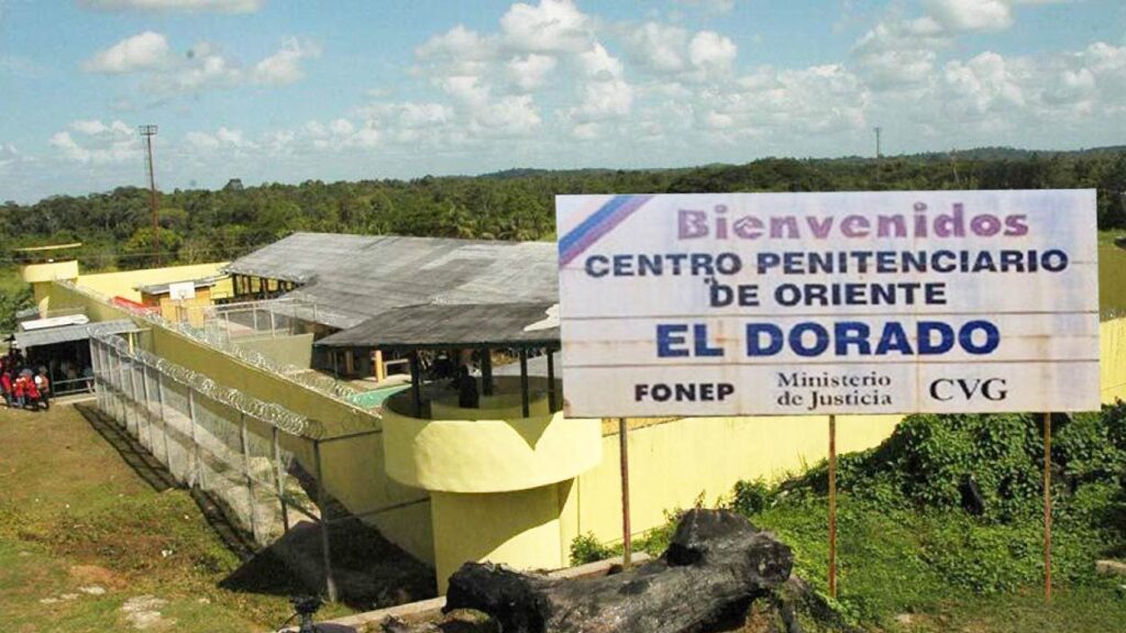 Seis reclusos huyeron de El Dorado