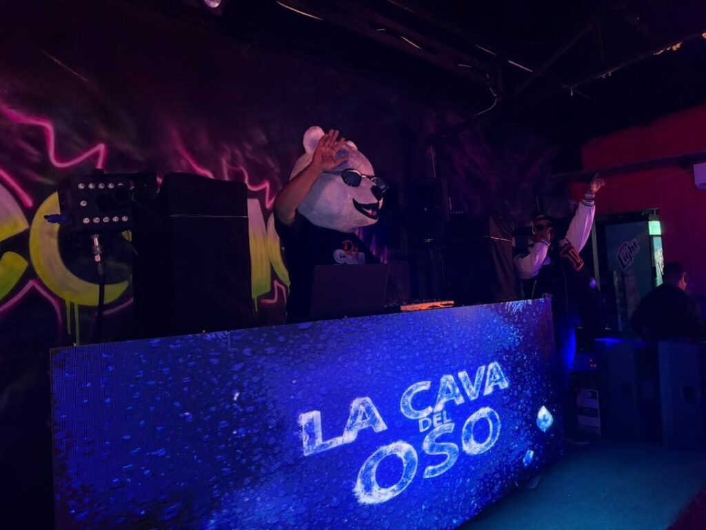 La Cava del Oso Polar