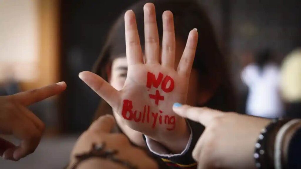 Bullying escolar niño amputado