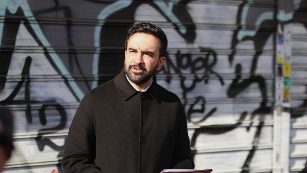 Rapero exconvicto se une al equipo de seguridad del alcalde electo de Nueva York exconvicto en política