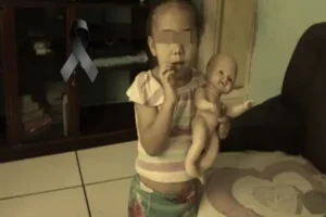 Castigo fatal a niña