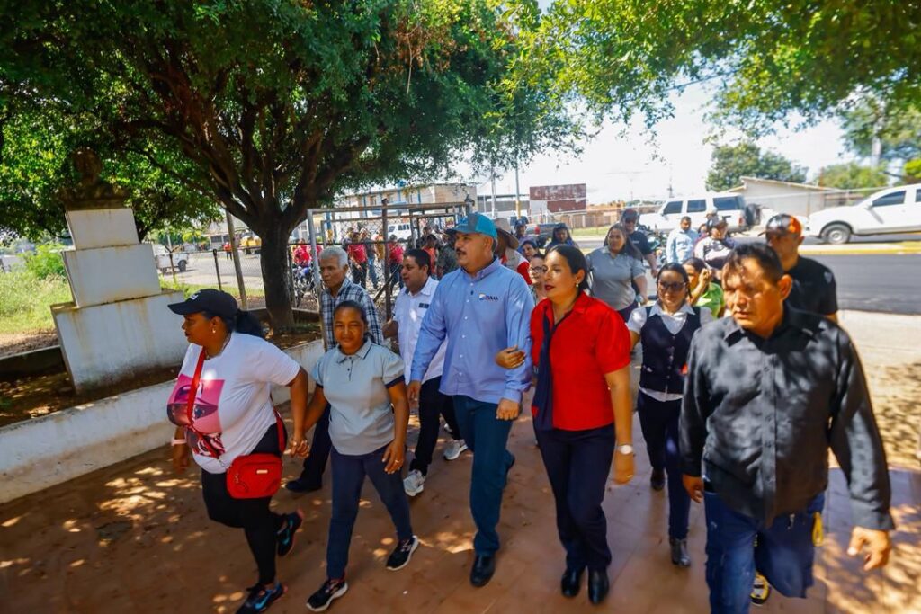 Luis Caldera lidera jornada integral de agua segura, salud y educación en Baralt agua segura