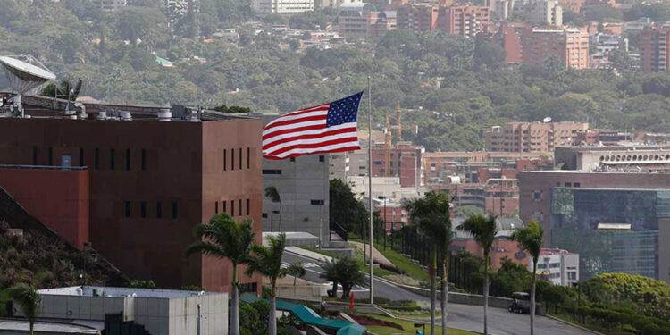 EE.UU. inicia pasos para reabrir su embajada en Caracas y desplegará personal diplomático embajada en Caracas