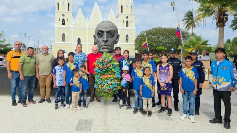 Mara honra a los héroes deportivos y reafirma su apuesta por el talento emergente Día Nacional del Deporte