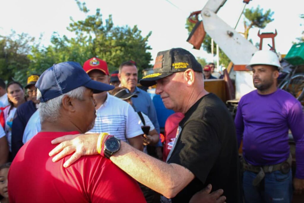 Alcaldía de Maracaibo retira más de 2 mil toneladas de desechos en la cañada Manuelita Sáenz limpieza de cañadas Maracaibo