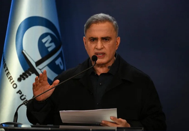 Confirmada la renuncia del Fiscal General Tarek William Saab y el Defensor del Pueblo Alfredo Ruiz renuncia de Tarek William Saab
