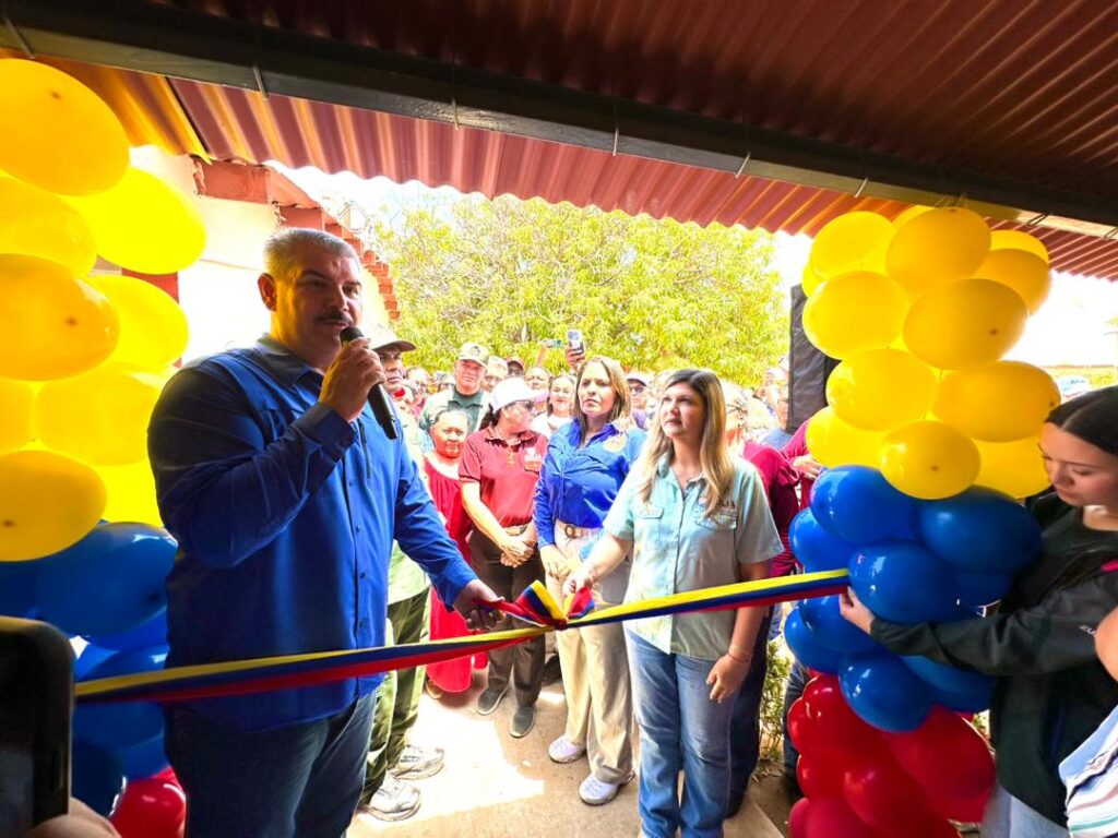 Gobernador Luis Caldera