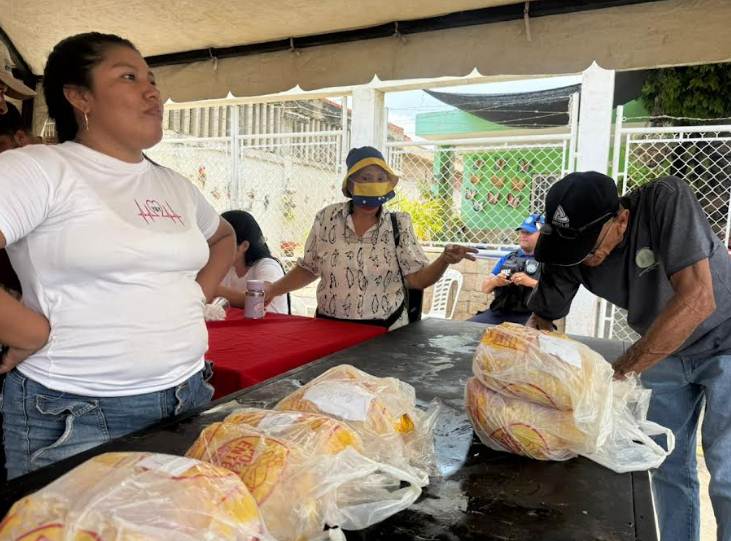Alcaldía despliega Mercado Popular en el sector Los Haticos de Maracaibo Mercados en Maracaibo