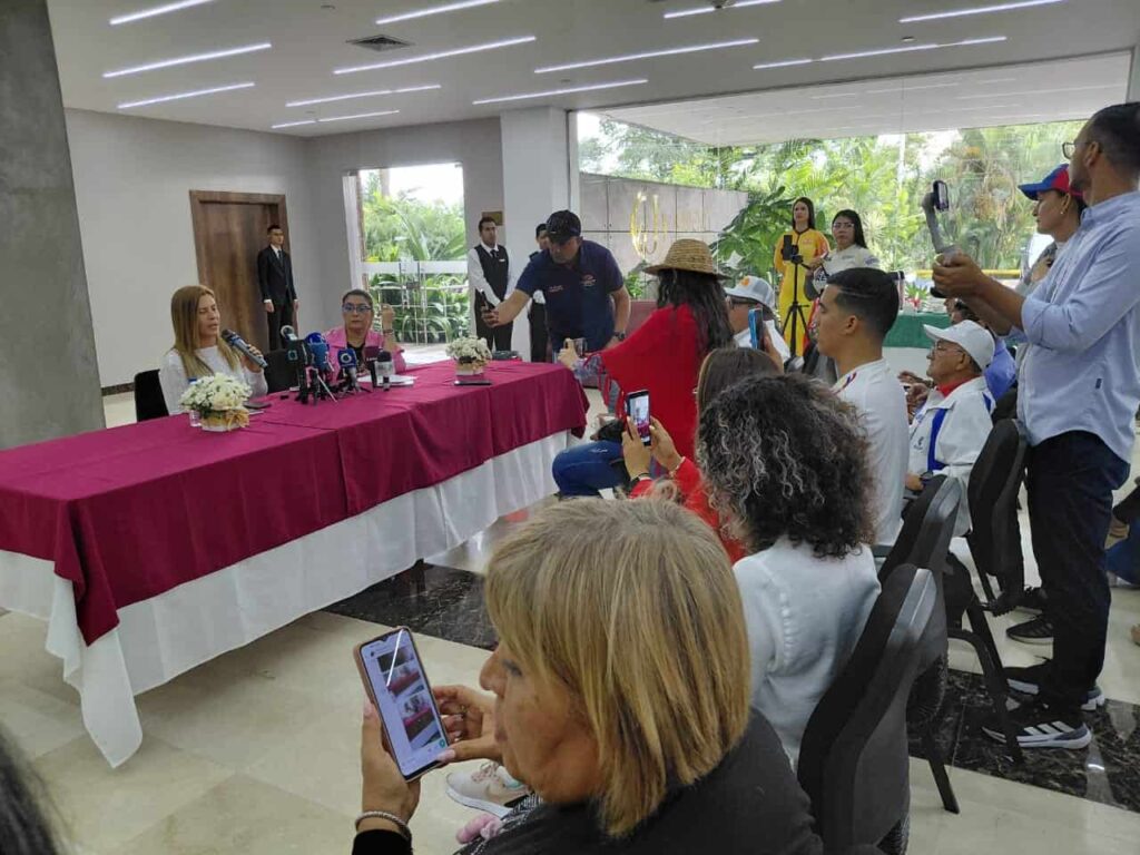 Delvalle Canelón en Mérida: «El derecho a la libertad de expresión es la piedra angular de la democracia» libertad de expresión 1