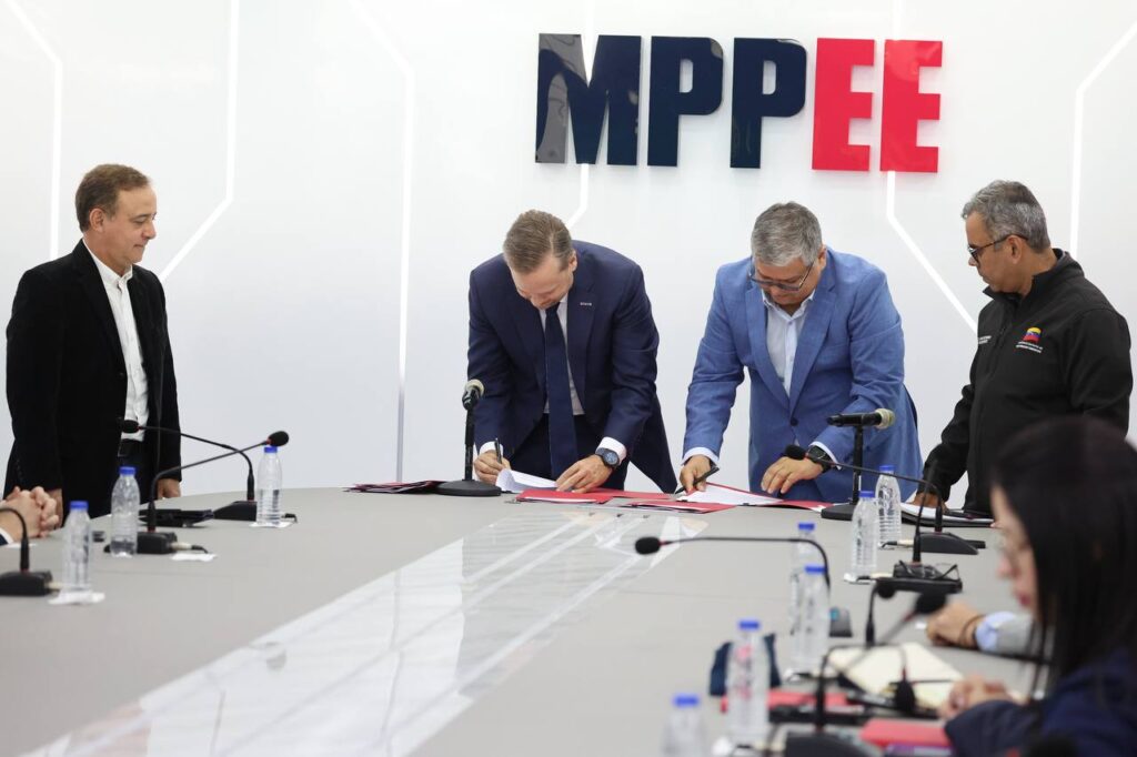 Venezuela suscribe acuerdo con IMPSA para culminar Central Hidroeléctrica Tocoma acuerdo estratégico