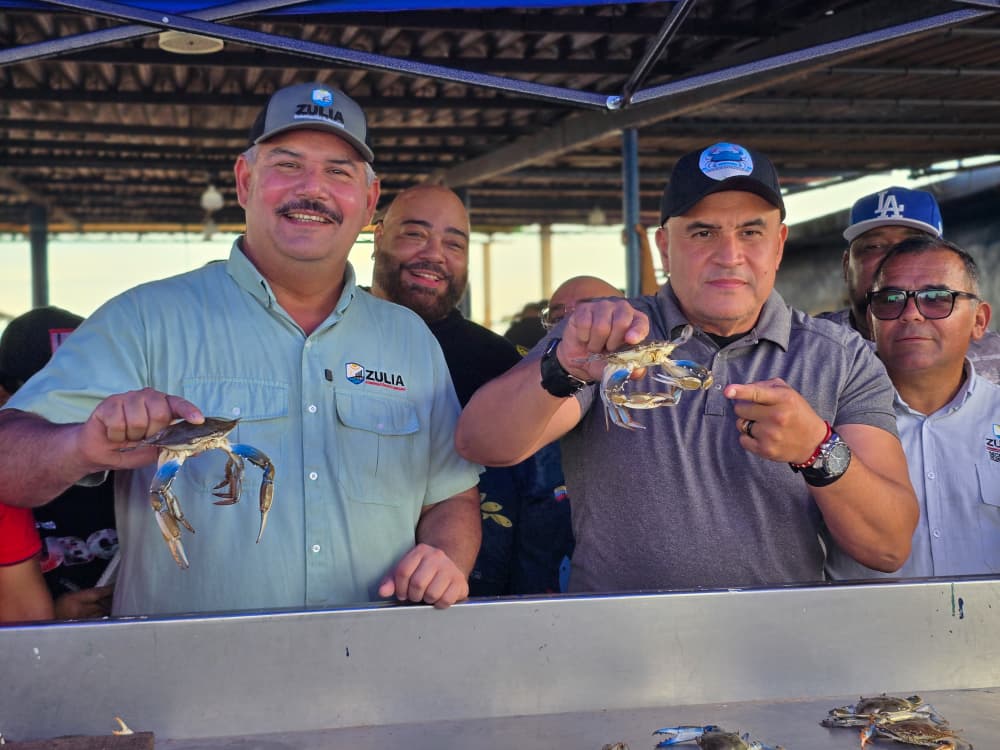 Pescadores de Cangrejo Azul de Barranquitas sostienen encuentro con el Gobierno Nacional asamblea barranquitas