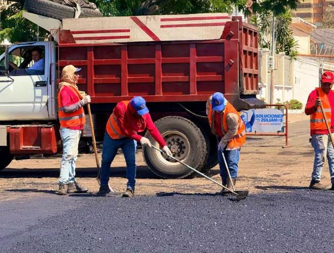 Gobernación despliega el Plan Estadal de Vialidad con intenso asfaltado en Maracaibo Plan vialidad