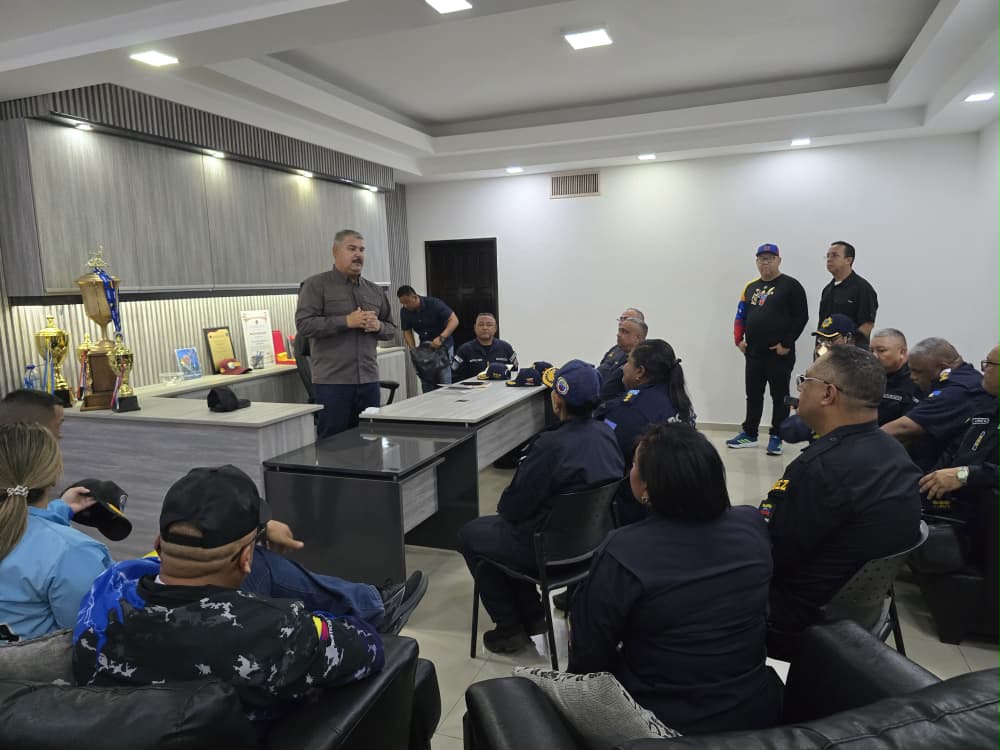 Gobernador Caldera supervisa el arranque de los trabajos en la Comandancia General del Cpbez Comandancia del Cpbez