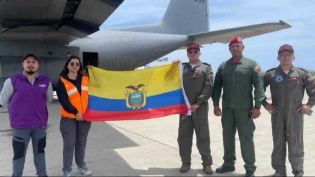 Ecuador envía 14 toneladas de ayuda humanitaria a Venezuela tras los sismos Ecuador