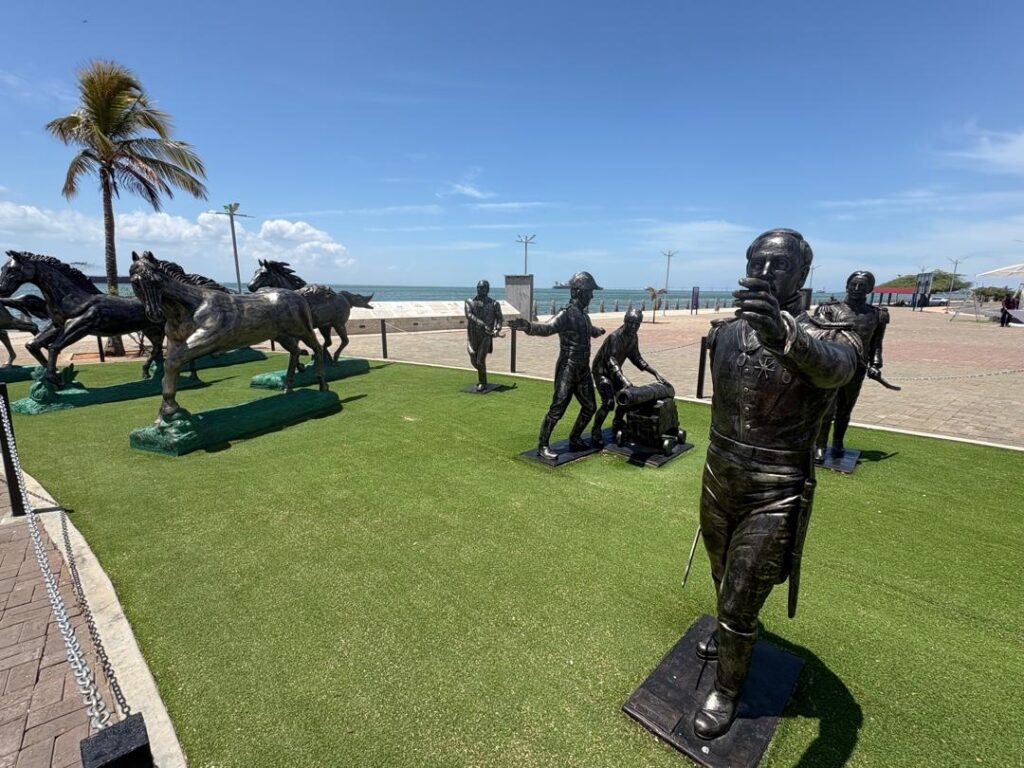 Monumento Batalla Naval del Lago