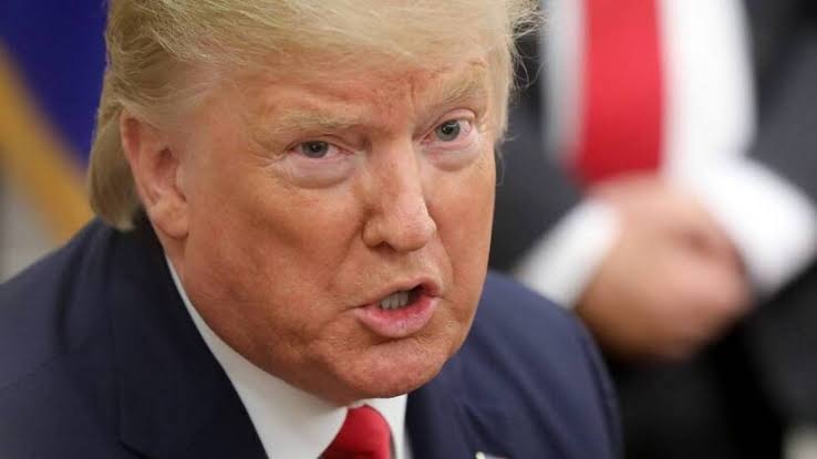 Trump promete contundente respuesta militar tras ataque de Irán ataque balístico persa