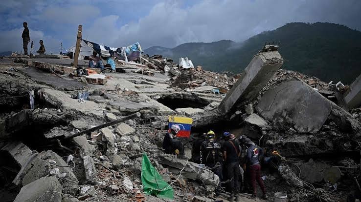 Sean Penn lanza campaña humanitaria millonaria para Venezuela reconstrucción en Venezuela