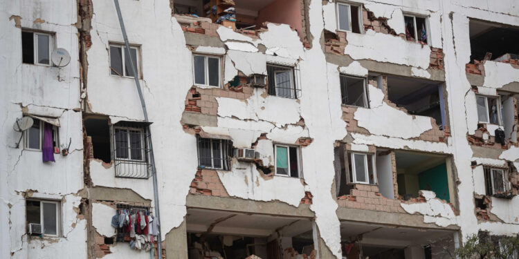 Asciende a 5.346 la cifra de fallecidos por los terremotos en Venezuela terremoto en venezuela