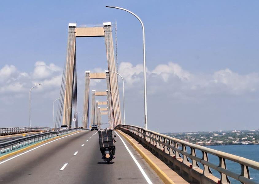 Alcaldía de Maracaibo facilitó la experiencia de «cruzar por primera vez» el Puente sobre el Lago El Puente sobre el Lago