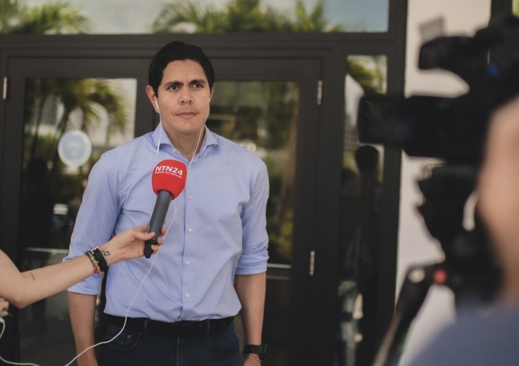 negociación para la transición