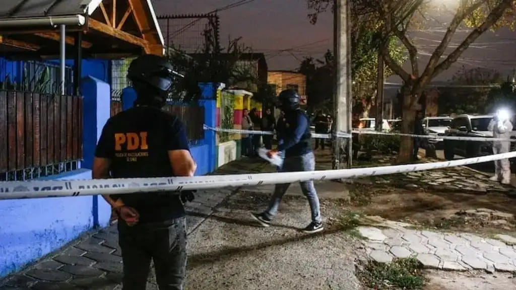 Chile: detienen a dos hombres acusados de intentar matar a un venezolano al prenderle fuego venezolano