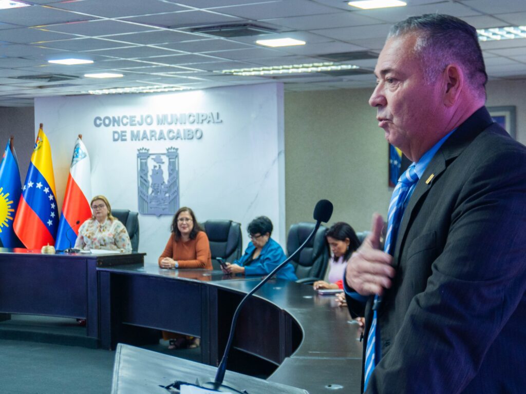 Concejo Municipal conmemora en sesión solemne el 23° aniversario de la Universidad Bolivariana de Venezuela
