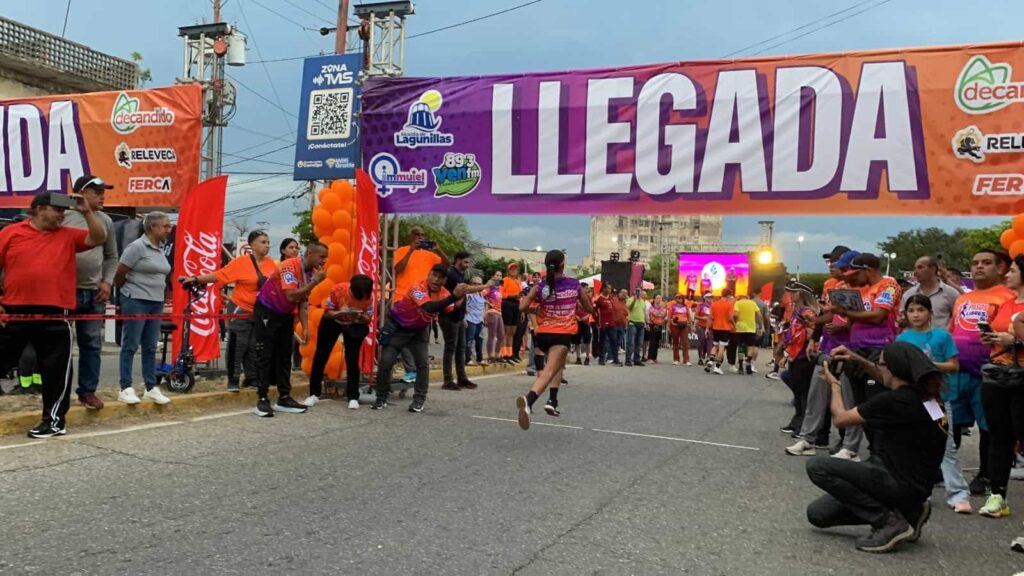 Realizan en Lagunillas la carrera 5K «Pasos Libres, Vida Segura» en rechazo a la violencia de género