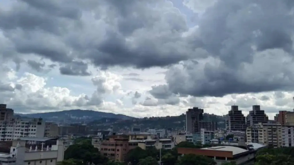 Onda Tropical 51 se acerca a Venezuela y dejará lluvias en varias regiones Onda Tropical 51
