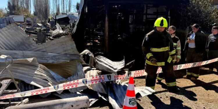 Incendio en geriátrico de Chile deja 16 adultos mayores muertos incendio en un geriátrico