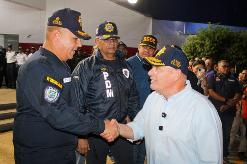 Di Martino entrega segunda fase de modernización de Polimaracaibo en la Vereda Alcalde Di Martino entregó segunda fase de trabajos de modernización de Polimaracaibo en la Vereda