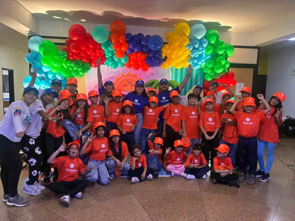 Plan vacacional «Carcajadas» brinda tres días de diversión a niños en San Francisco plan vacacional "Carcajadas"