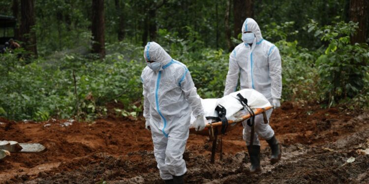 Riada entre Nepal y China deja más de 1.000 muertos y miles de desaparecidos riada en Nepal y China