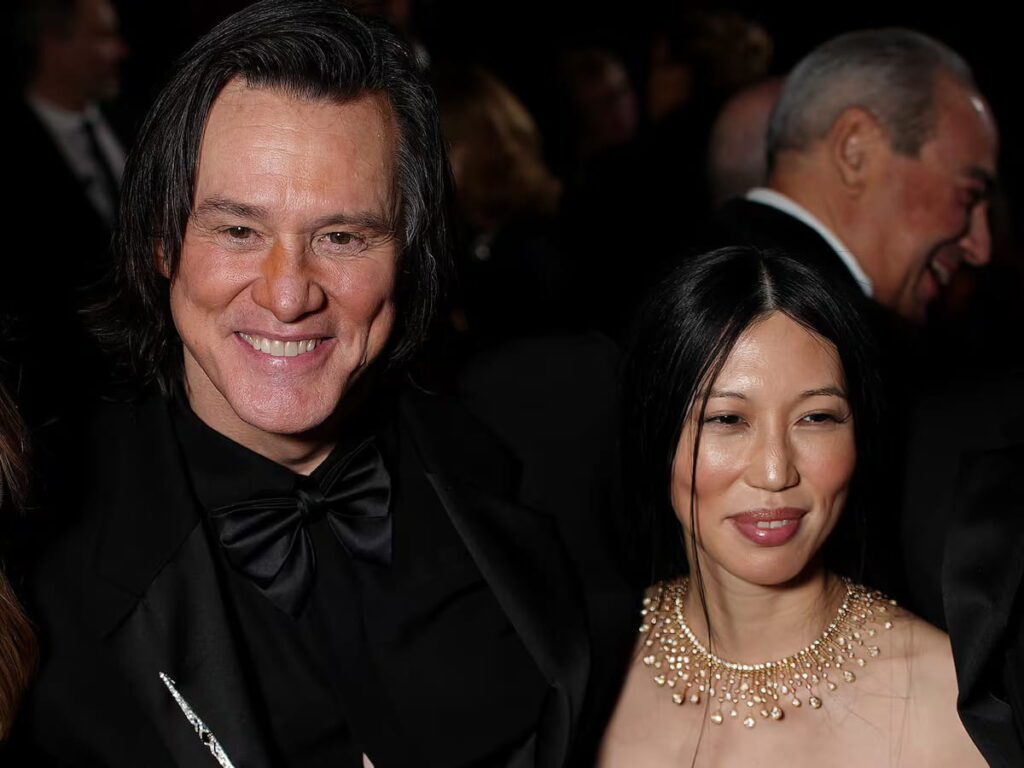Jim Carrey contrae matrimonio en secreto con su pareja Min Ah en Los Ángeles