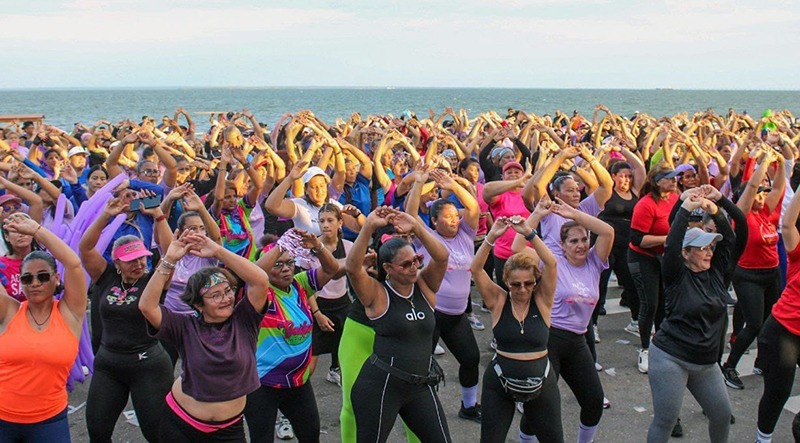 Maracaibo Fitness se viste de rosa para conmemorar el Mes Rosa