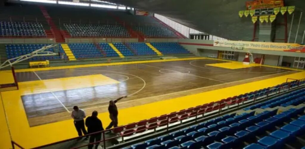 ¡Aires acondicionados listos! El gimnasio Pedro Elías Belisario Aponte listo para recibir el sudamericano U19 (VIDEO)