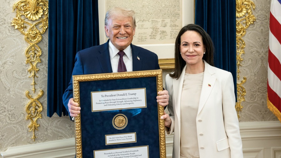 Donald Trump tras el gesto de María Corina Machado: «Me dio su Premio Nobel, no lo olvidaré»