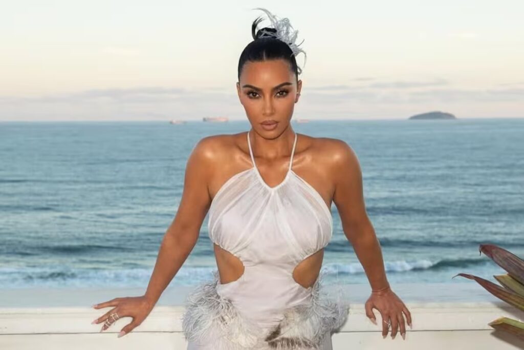 Kim Kardashian revela los motivos de su prolongada soltería antes de su vínculo con Lewis Hamilton