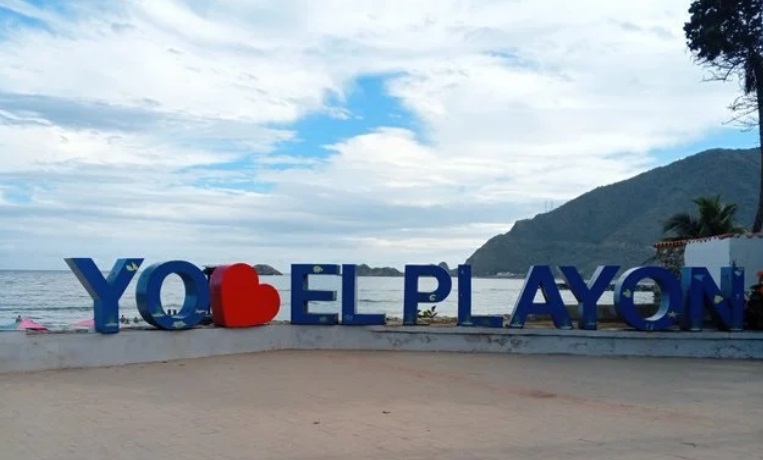 Fallece un hombre tras golpearse la cabeza mientras hacía saltos mortales en una playa de Aragua