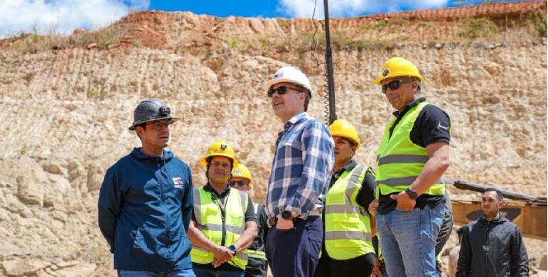 EE. UU. expresa su intención de invertir en la industria minera venezolana
